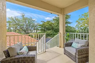 203 Casa Del Lago Way, Venice, FL 34292 - Photo 5