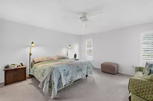 7283 Eleanor Cir, Sarasota, FL 34243 - Photo 13