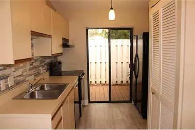 2903 62nd Street W #303, Bradenton, FL 34209 - Photo 3