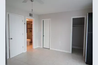 7304 W Country Club Drive N #115, Sarasota, FL 34243 - Photo 7