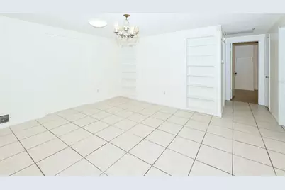 6228 Pauline Avenue, Sarasota, FL 34231 - Photo 5