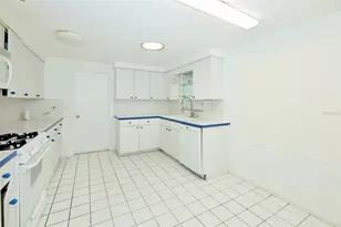 6228 Pauline Ave, Sarasota, FL 34231 - Photo 7