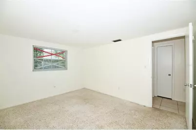 6228 Pauline Avenue, Sarasota, FL 34231 - Photo 9