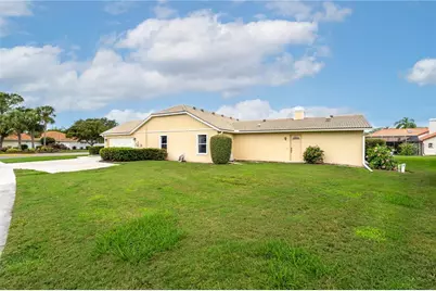 5828 Sandy Pointe Drive, Sarasota, FL 34233 - Photo 45