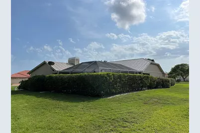 5828 Sandy Pointe Drive, Sarasota, FL 34233 - Photo 53