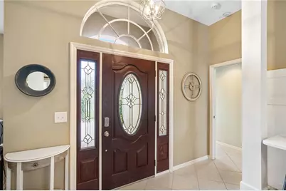 5828 Sandy Pointe Drive, Sarasota, FL 34233 - Photo 3