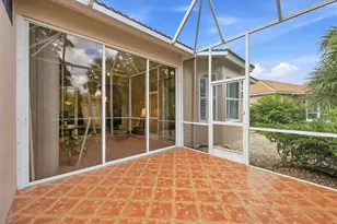 9413 Forest Hills Cir, Sarasota, FL 34238 - Photo 43