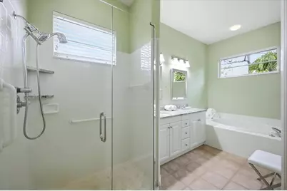 9413 Forest Hills Circle, Sarasota, FL 34238 - Photo 27