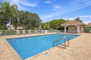 9413 Forest Hills Cir, Sarasota, FL 34238 - Photo 49