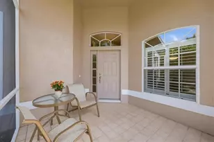 9413 Forest Hills Cir, Sarasota, FL 34238 - Photo 7