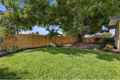 1706 Livingstone Street, Sarasota, FL 34231 - Photo 17