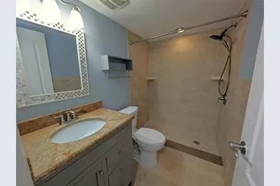 5657 Summer Side Lane #33B, Sarasota, FL 34231 - Photo 19