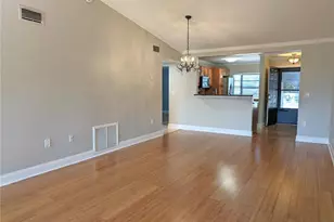 5657 Summerside Ln, Sarasota, FL 34231 - Photo 5