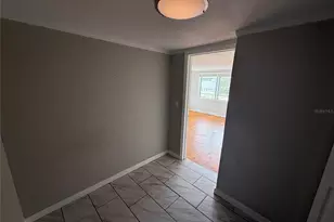 937 15th St W, Bradenton, FL 34205 - Photo 15