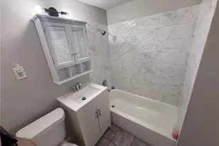 937 15th St W, Bradenton, FL 34205 - Photo 9
