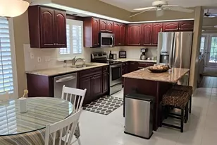 8351 Creekview Ln, Englewood, FL 34224 - Photo 5