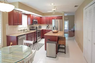 8351 Creekview Ln, Englewood, FL 34224 - Photo 11