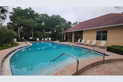 960 Lacosta Circle #2, Sarasota, FL 34237 - Photo 13