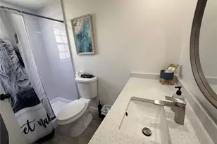 4039 Velarde Ln, Sarasota, FL 34235 - Photo 13