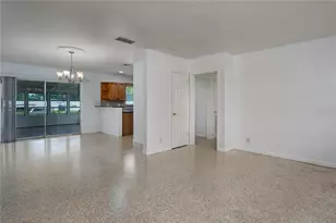 1225 Casabella Dr, Bradenton, FL 34209 - Photo 5
