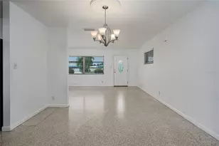 1225 Casabella Dr, Bradenton, FL 34209 - Photo 9