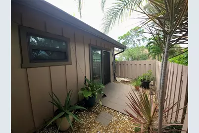5699 Westwind Ln, Sarasota, FL 34231 - Photo 19