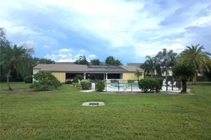 5699 Westwind Ln, Sarasota, FL 34231 - Photo 43