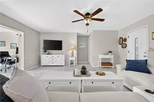 3138 Homasassa Rd, Sarasota, FL 34239 - Photo 11