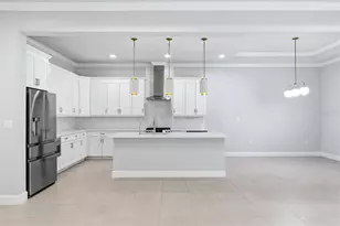 7717 Sandhill Lake Dr, Sarasota, FL 34241 - Photo 15