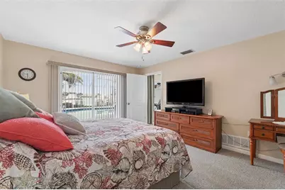 5860 Leeland Street S, Saint Petersburg, FL 33715 - Photo 15
