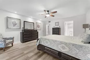 519 Lakeside Dr, Bradenton, FL 34210 - Photo 21