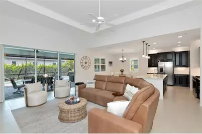 12105 Goldenrod Avenue, Bradenton, FL 34212 - Photo 5