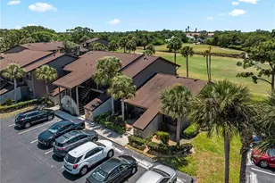 929 Capri Isles Blvd, Venice, FL 34292 - Photo 5