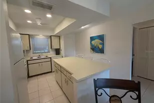 929 Capri Isles Blvd, Venice, FL 34292 - Photo 11