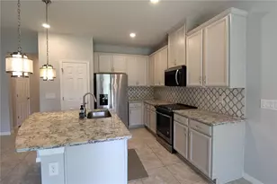 2922 Grand Kemerton Pl, Tampa, FL 33618 - Photo 5