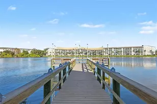 4137 Lake Bayshore Dr, Bradenton, FL 34205 - Photo 21