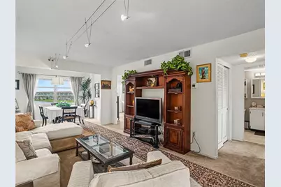 4137 Lake Bayshore Drive #C505, Bradenton, FL 34205 - Photo 9