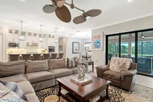 7997 Grande Shores Dr, Lakewood Ranch, FL 34240 - Photo 21