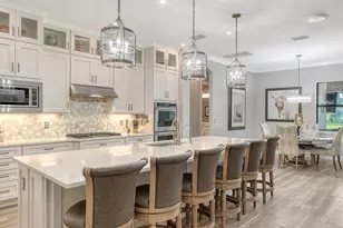 7997 Grande Shores Dr, Lakewood Ranch, FL 34240 - Photo 23