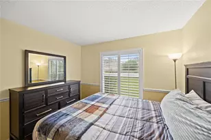12167 Warwick Cir, Parrish, FL 34219 - Photo 25