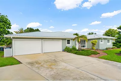 452 50th Street W, Palmetto, FL 34221 - Photo 1