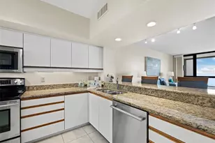 2020 Harbourside Dr, Longboat Key, FL 34228 - Photo 11