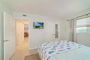 9393 Midnight Pass Rd, Sarasota, FL 34242 - Photo 33