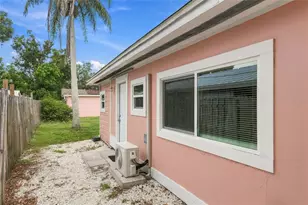 304 Mt Pleasant Rd, Nokomis, FL 34275 - Photo 25