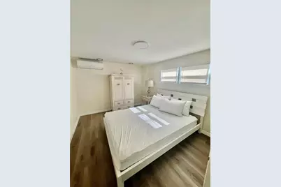 143 S Port Drive, Venice, FL 34285 - Photo 11