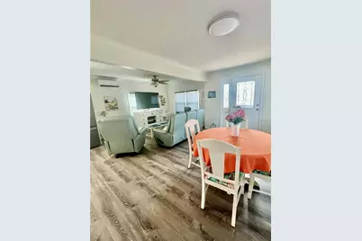 143 S Port Drive, Venice, FL 34285 - Photo 3