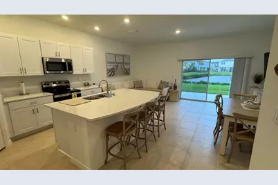 16620 Bergamo Place, Lakewood Ranch, FL 34211 - Photo 3