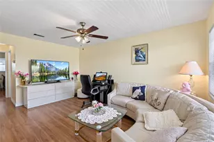 5875 18th St N, Saint Petersburg, FL 33714 - Photo 5
