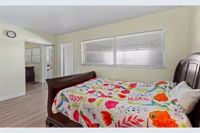 5875 18th Street N #15, Saint Petersburg, FL 33714 - Photo 17