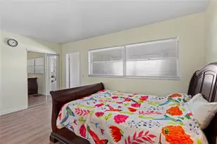 5875 18th St N, Saint Petersburg, FL 33714 - Photo 17